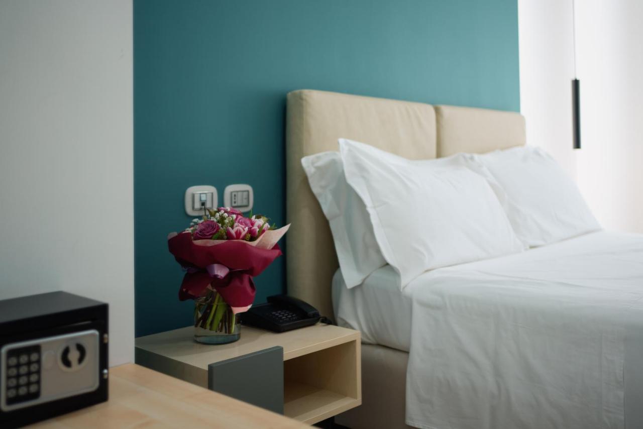 Plana Hotel Caserta Eksteriør bilde
