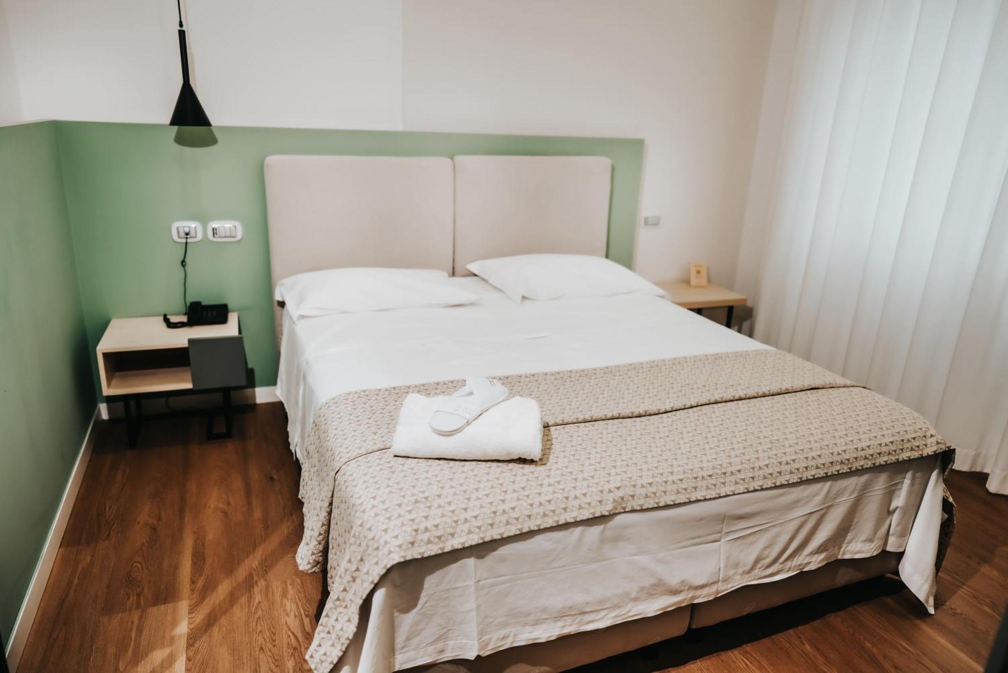 Plana Hotel Caserta Eksteriør bilde