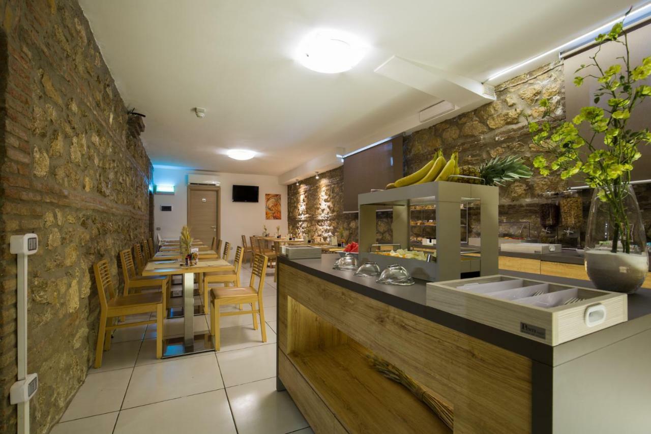 Plana Hotel Caserta Eksteriør bilde