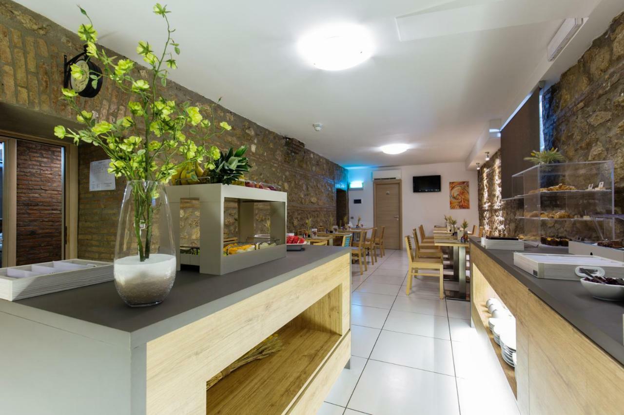 Plana Hotel Caserta Eksteriør bilde