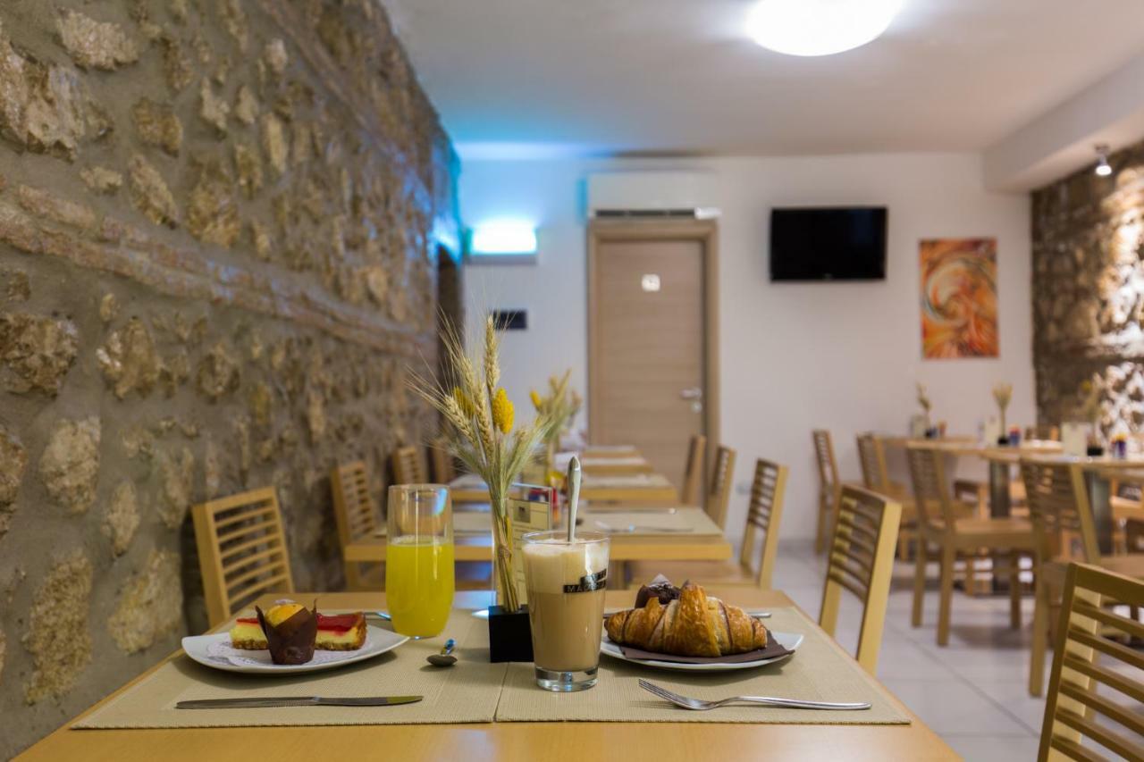 Plana Hotel Caserta Eksteriør bilde